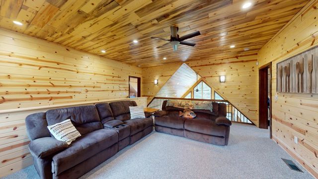 7523 Nelson Road, Crane Lake, MN 55725