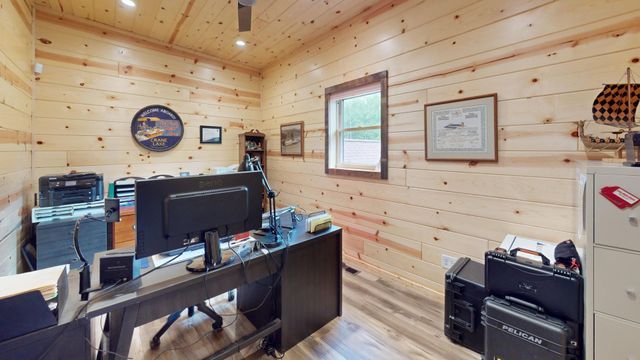 7523 Nelson Road, Crane Lake, MN 55725