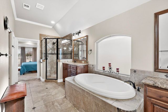 3445 Abes Landing Drive, Granbury, TX 76049