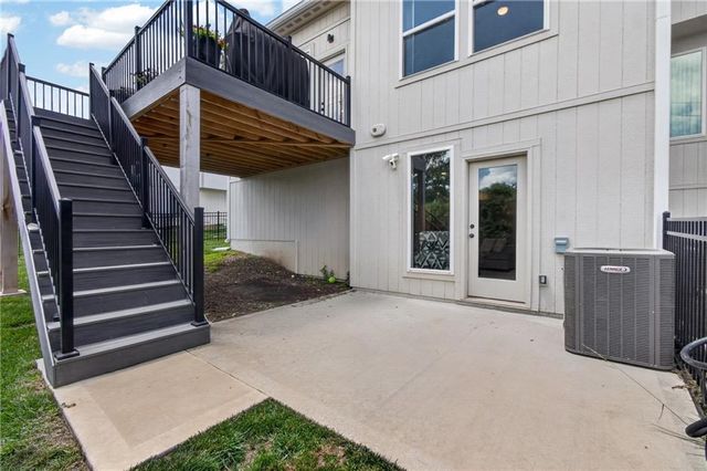 4021 NE Sagamore Drive D, Lee's Summit, MO 64064