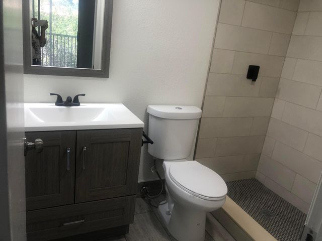 13455 SW 9th Court 404j, Pembroke Pines, FL 33027