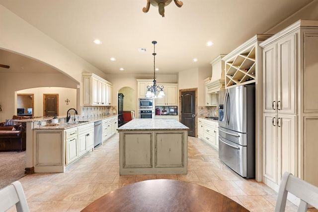 1548 Palazzo Pointe, Edmond, OK 73034