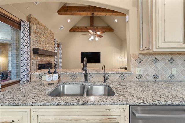 1548 Palazzo Pointe, Edmond, OK 73034