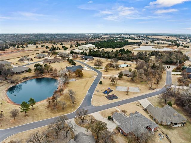 1548 Palazzo Pointe, Edmond, OK 73034
