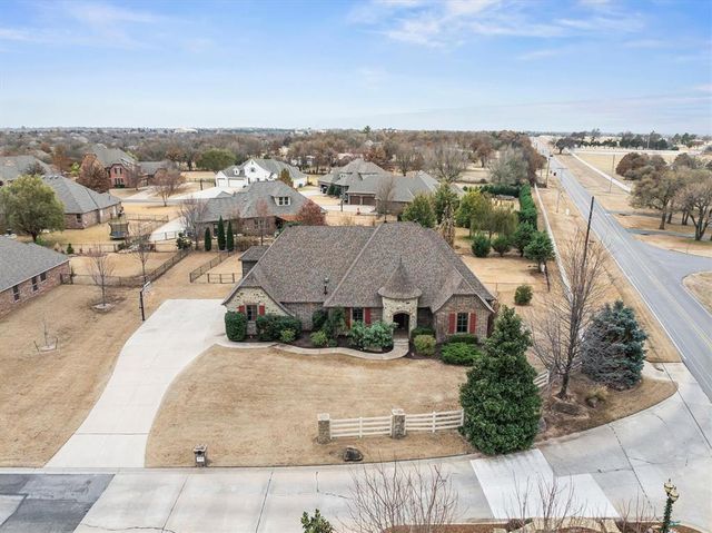 1548 Palazzo Pointe, Edmond, OK 73034