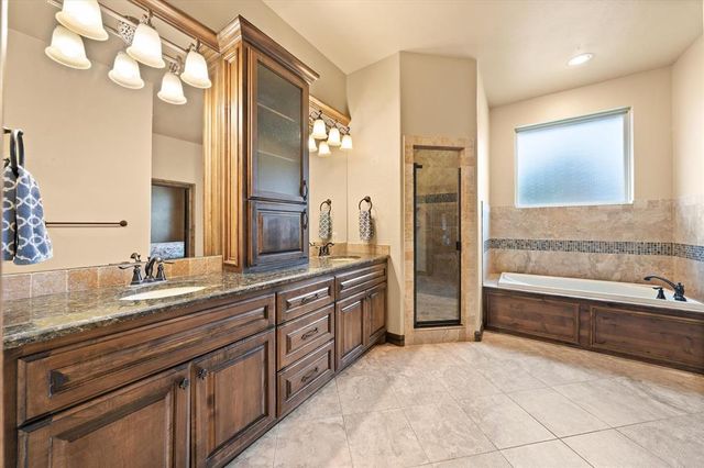 1548 Palazzo Pointe, Edmond, OK 73034