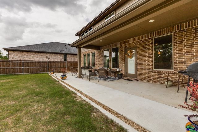 736 Fletcher Drive, Fate, TX 75087