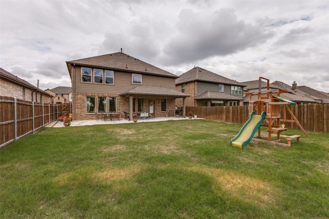 736 Fletcher Drive, Fate, TX 75087