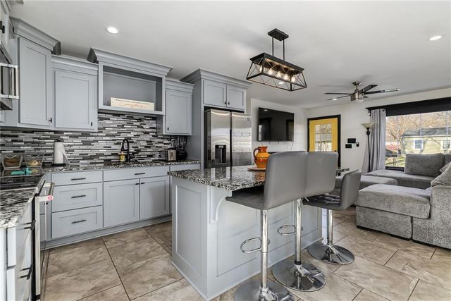 825 N 83rd Terrace, Kansas City, KS 66112