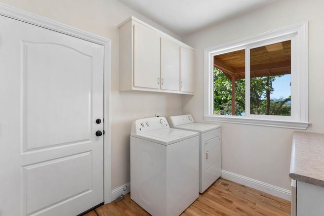 7576 Bear Creek Way, Millville, CA 96062