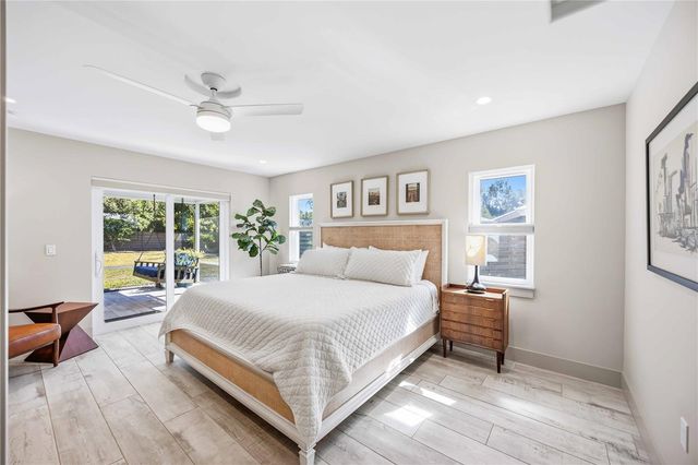 2117 RIVIERA DRIVE, Sarasota, FL 34232