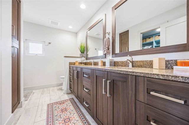 2117 RIVIERA DRIVE, Sarasota, FL 34232