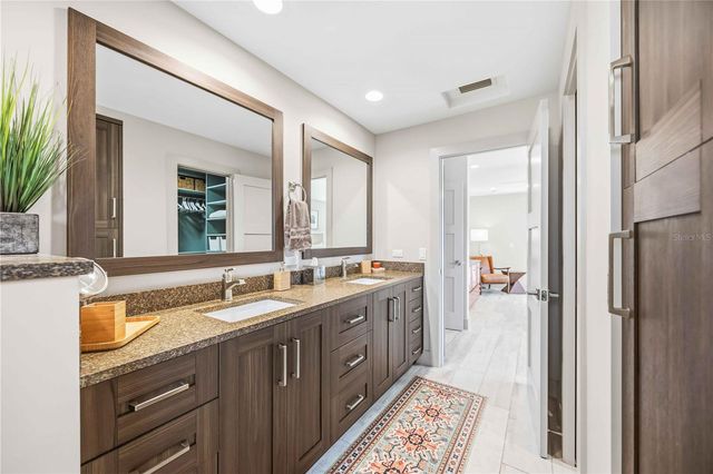 2117 RIVIERA DRIVE, Sarasota, FL 34232