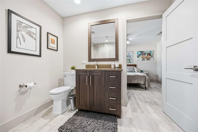 2117 RIVIERA DRIVE, Sarasota, FL 34232