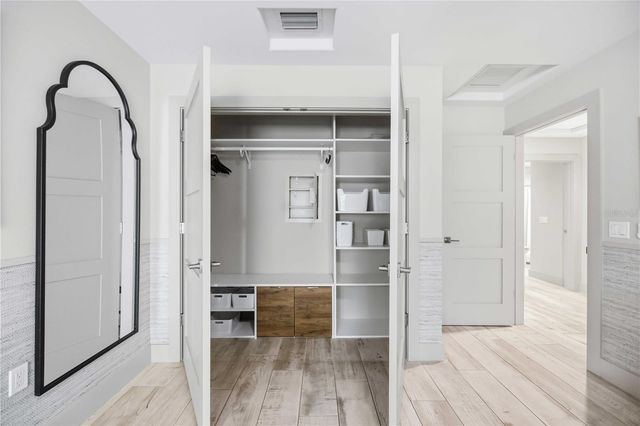 2117 RIVIERA DRIVE, Sarasota, FL 34232