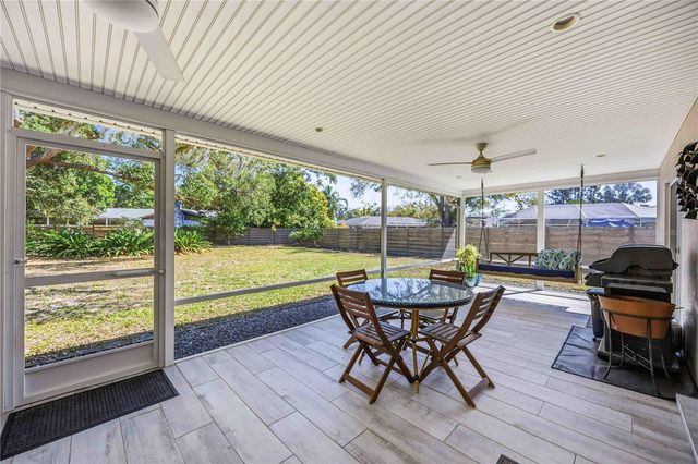 2117 RIVIERA DRIVE, Sarasota, FL 34232