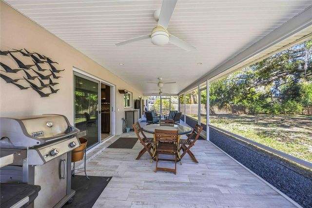 2117 RIVIERA DRIVE, Sarasota, FL 34232