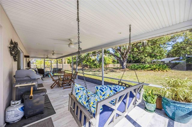 2117 RIVIERA DRIVE, Sarasota, FL 34232