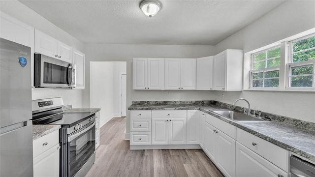 725 AVENUE B SW, Winter Haven, FL 33880