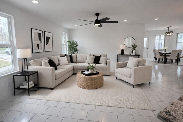 29 Knotty Pine Lane, Orange, TX 77630