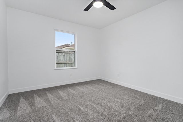 29 Knotty Pine Lane, Orange, TX 77630