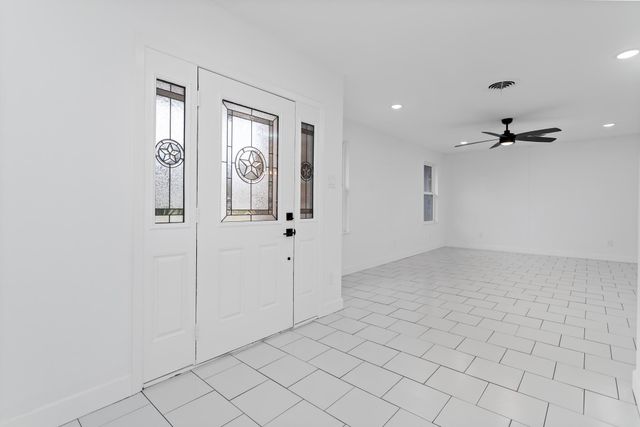 29 Knotty Pine Lane, Orange, TX 77630