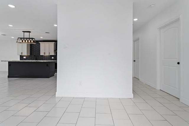 29 Knotty Pine Lane, Orange, TX 77630