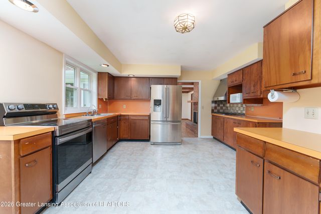 1874 Birchwood Drive, Okemos, MI 48864