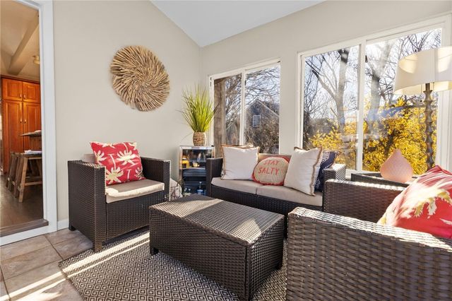 132 Ruggles Avenue, Newport, RI 02840