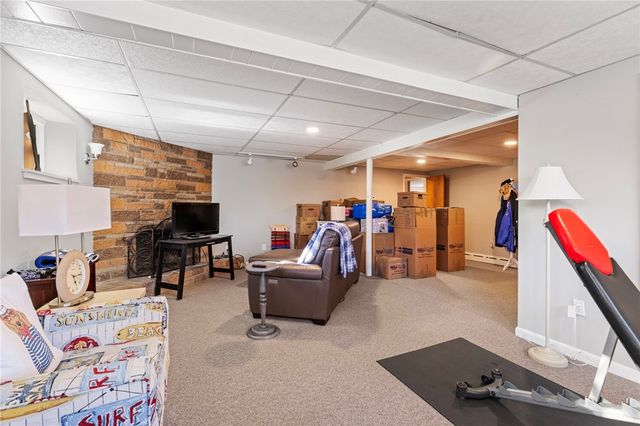 132 Ruggles Avenue, Newport, RI 02840