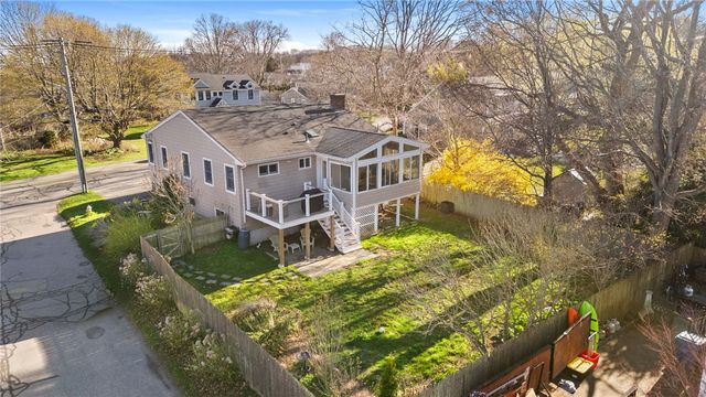 132 Ruggles Avenue, Newport, RI 02840