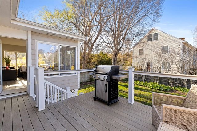 132 Ruggles Avenue, Newport, RI 02840
