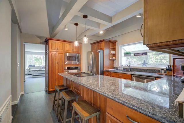 132 Ruggles Avenue, Newport, RI 02840