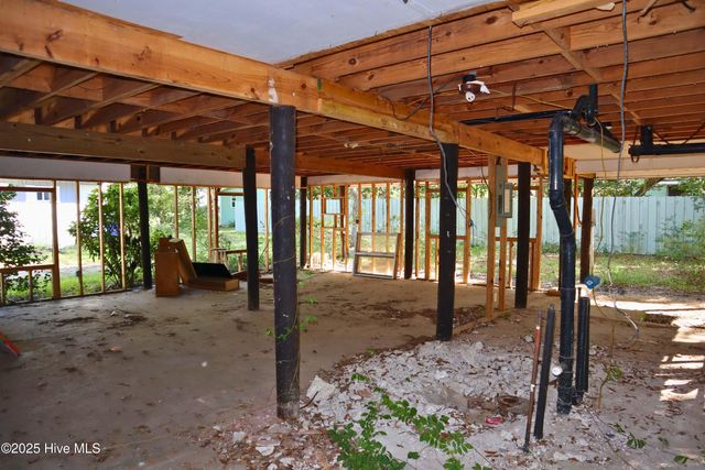 116 SW 6th Street, Oak Island, NC 28465