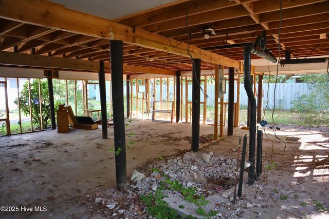 116 SW 6th Street, Oak Island, NC 28465