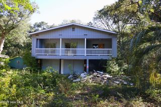 116 SW 6th Street, Oak Island, NC 28465