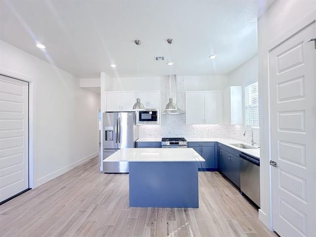 2532 NW 130th Street, Oklahoma City, OK 73120