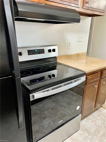 1307 Cypress Ave Apt 103, Virginia Beach, VA 23451