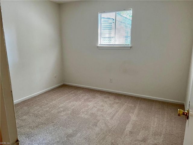 1307 Cypress Ave Apt 103, Virginia Beach, VA 23451