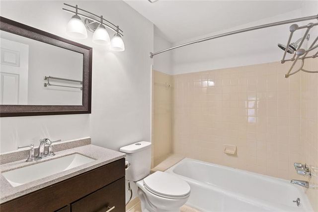 208 Bridge Lane SE, Smyrna, GA 30082