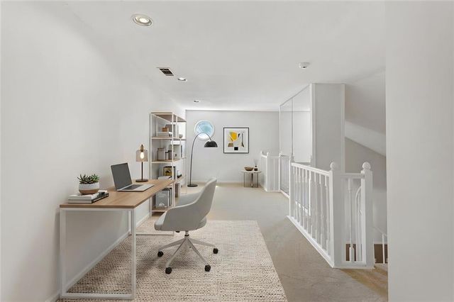 208 Bridge Lane SE, Smyrna, GA 30082