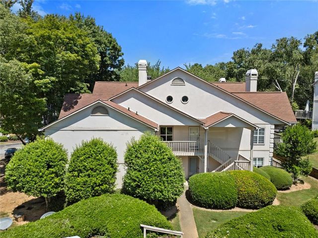 208 Bridge Lane SE, Smyrna, GA 30082