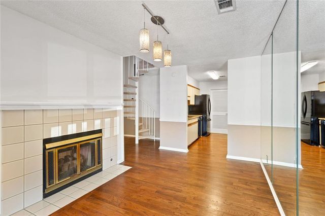208 Bridge Lane SE, Smyrna, GA 30082