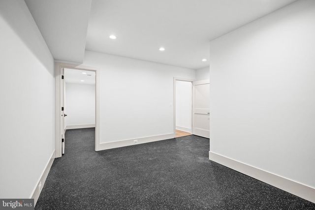 2133 N OAKLAND ST, Arlington, VA 22207