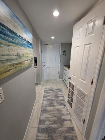 650 Snug Harbor Drive G401, Boynton Beach, FL 33435