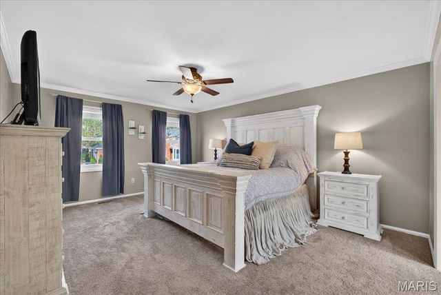 927 Baintree Lane, Ballwin, MO 63011