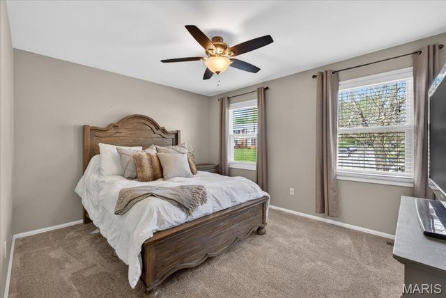 927 Baintree Lane, Ballwin, MO 63011