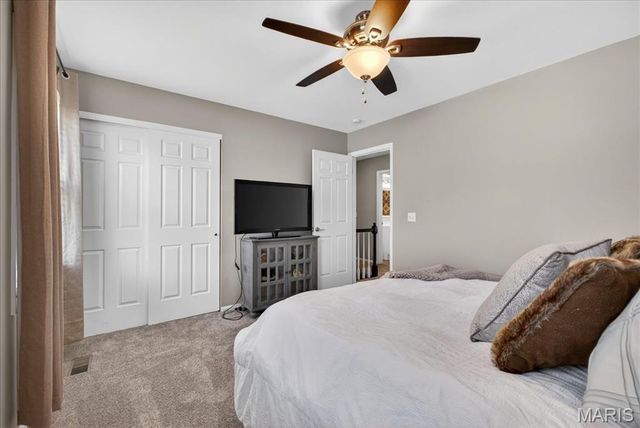 927 Baintree Lane, Ballwin, MO 63011