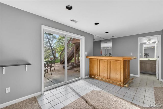 927 Baintree Lane, Ballwin, MO 63011