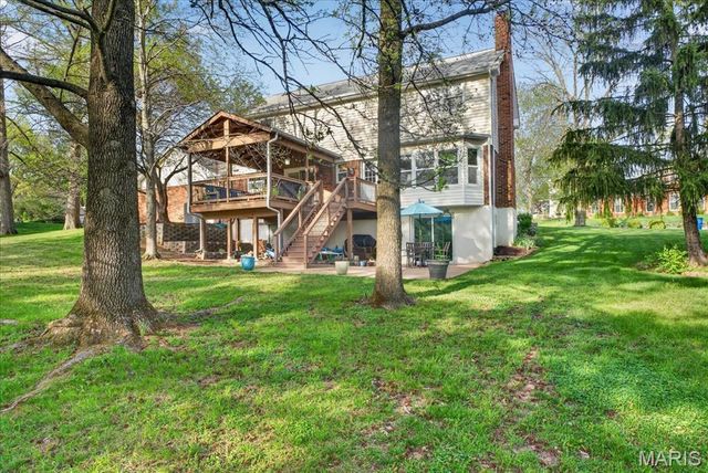 927 Baintree Lane, Ballwin, MO 63011